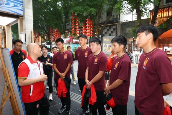 在线观看国产情趣免费视频